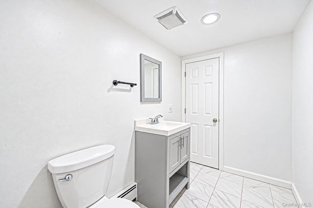 95 W Bartlett Road, Middle Island, NY 11953