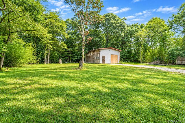 95 W Bartlett Road, Middle Island, NY 11953