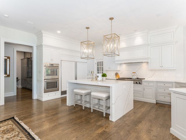 4N881 Old Farm Road, St. Charles, IL 60175