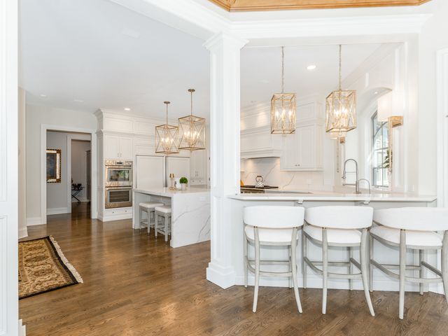 4N881 Old Farm Road, St. Charles, IL 60175