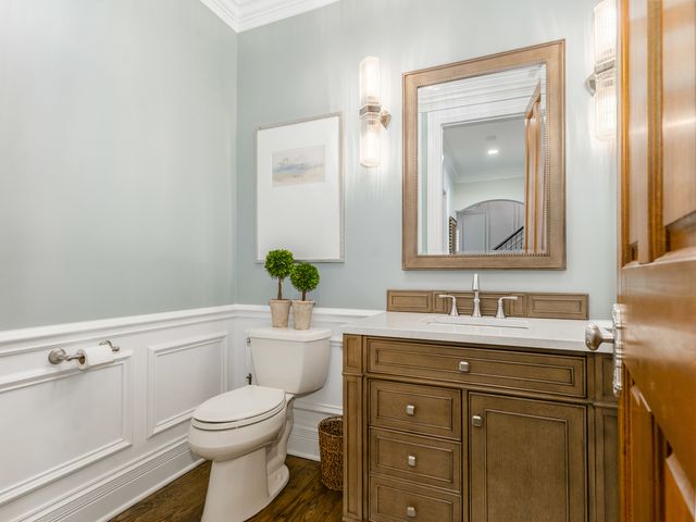 4N881 Old Farm Road, St. Charles, IL 60175