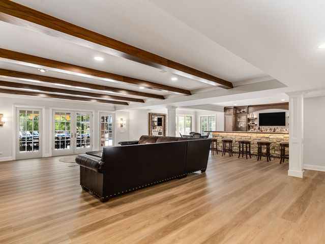 4N881 Old Farm Road, St. Charles, IL 60175