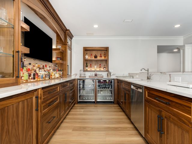 4N881 Old Farm Road, St. Charles, IL 60175