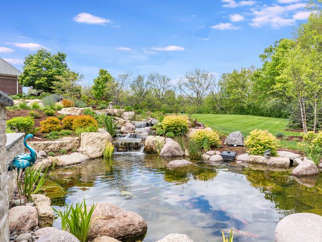 4N881 Old Farm Road, St. Charles, IL 60175