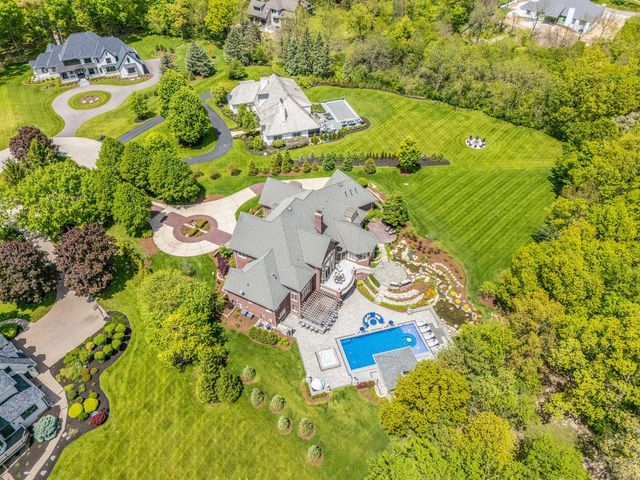 4N881 Old Farm Road, St. Charles, IL 60175