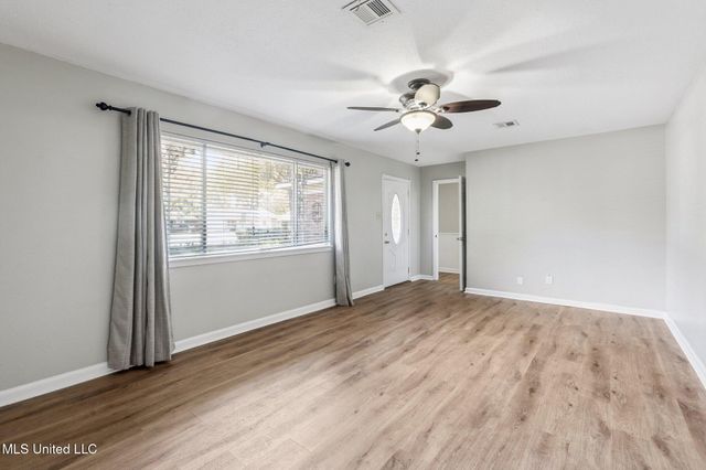 2807 Belair Street, Pascagoula, MS 39567