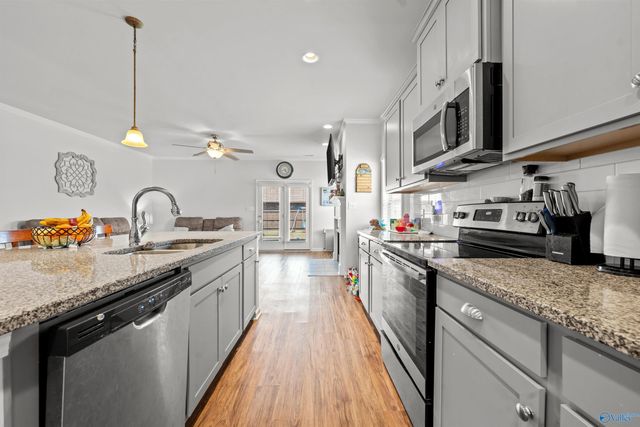 121 Sherwin Avenue, Huntsville, AL 35806