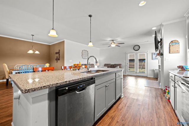 121 Sherwin Avenue, Huntsville, AL 35806