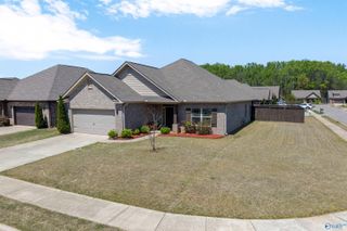 121 Sherwin Avenue, Huntsville, AL 35806