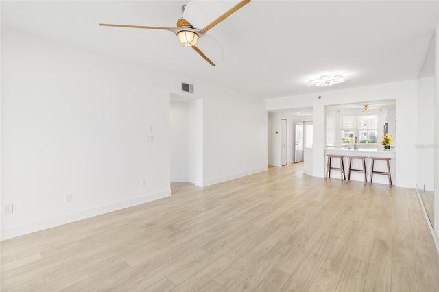 7922 SAILBOAT KEY BOULEVARD S 206, South Pasadena, FL 33707