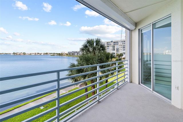 7922 SAILBOAT KEY BOULEVARD S 206, South Pasadena, FL 33707
