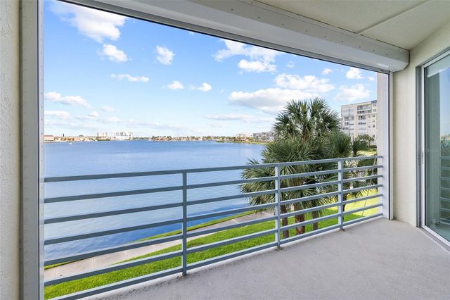 7922 SAILBOAT KEY BOULEVARD S 206, South Pasadena, FL 33707