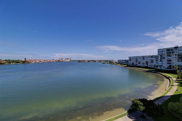 7922 SAILBOAT KEY BOULEVARD S 206, South Pasadena, FL 33707
