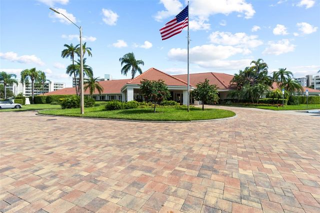 7922 SAILBOAT KEY BOULEVARD S 206, South Pasadena, FL 33707