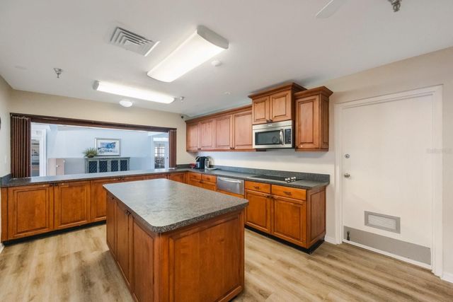 7922 SAILBOAT KEY BOULEVARD S 206, South Pasadena, FL 33707