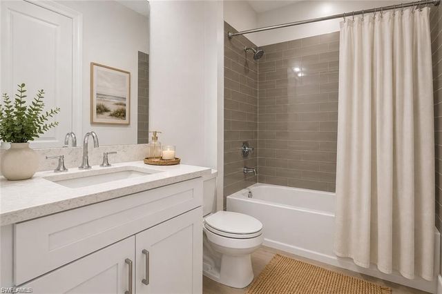 8541 Oceana WAY, Naples, FL 34114