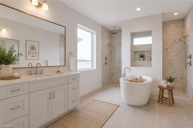 8541 Oceana WAY, Naples, FL 34114