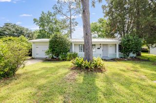270 Gregory Drive, Mary Esther, FL 32569