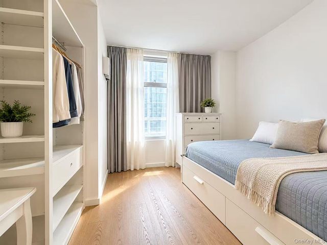 133-27 39th Avenue 10S, Flushing, NY 11354