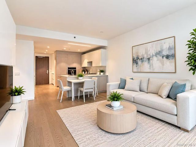 133-27 39th Avenue 10S, Flushing, NY 11354