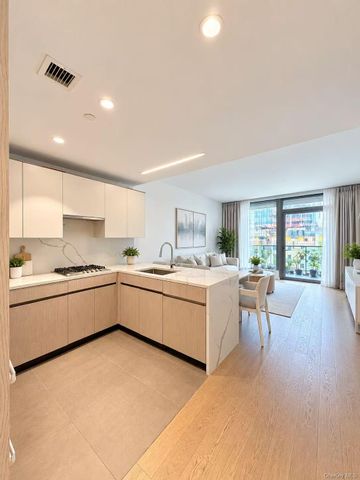 133-27 39th Avenue 10S, Flushing, NY 11354