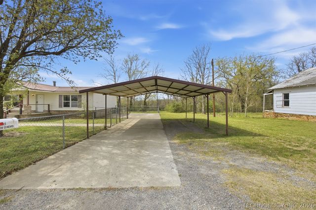 9283 SW Gowen Road, Hartshorne, OK 74547