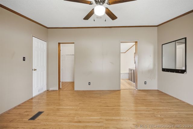 9283 SW Gowen Road, Hartshorne, OK 74547