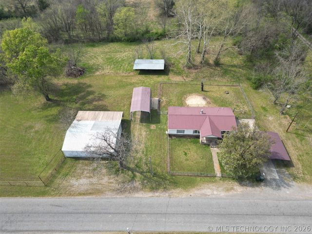 9283 SW Gowen Road, Hartshorne, OK 74547