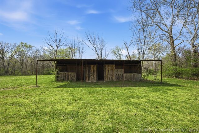 9283 SW Gowen Road, Hartshorne, OK 74547
