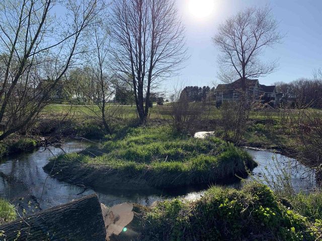 6415 Windsor Prairie Road, Deforest, WI 53597