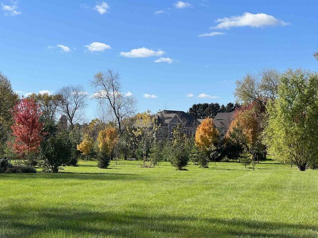 6415 Windsor Prairie Road, Deforest, WI 53597