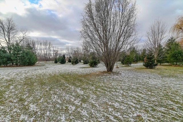 6415 Windsor Prairie Road, Deforest, WI 53597