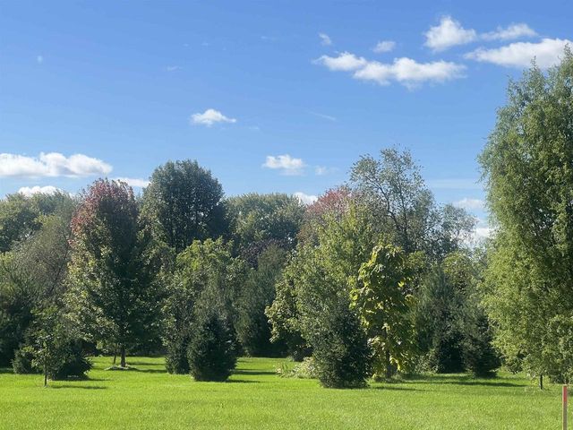 6415 Windsor Prairie Road, Deforest, WI 53597