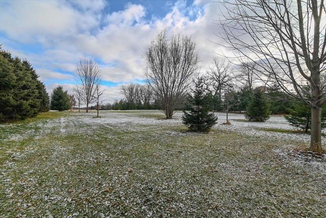 6415 Windsor Prairie Road, Deforest, WI 53597