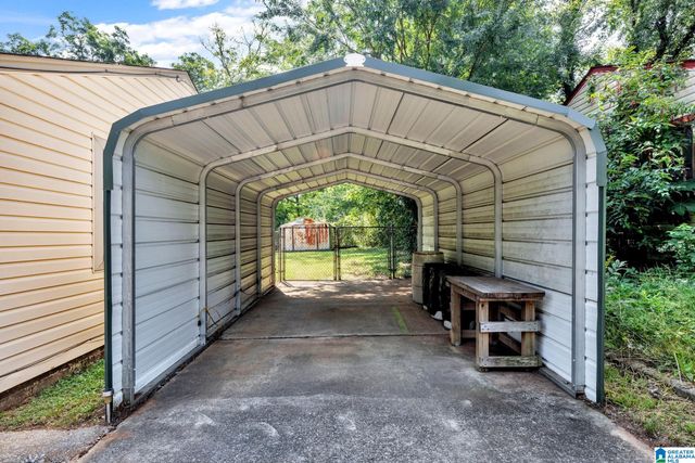 1357 WOODWARD ROAD, Midfield, AL 35228