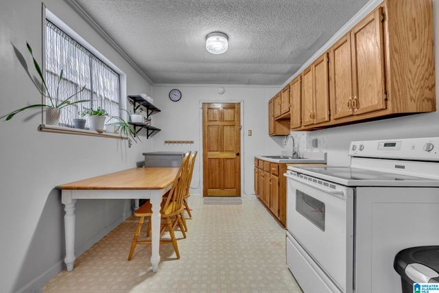 1357 WOODWARD ROAD, Midfield, AL 35228