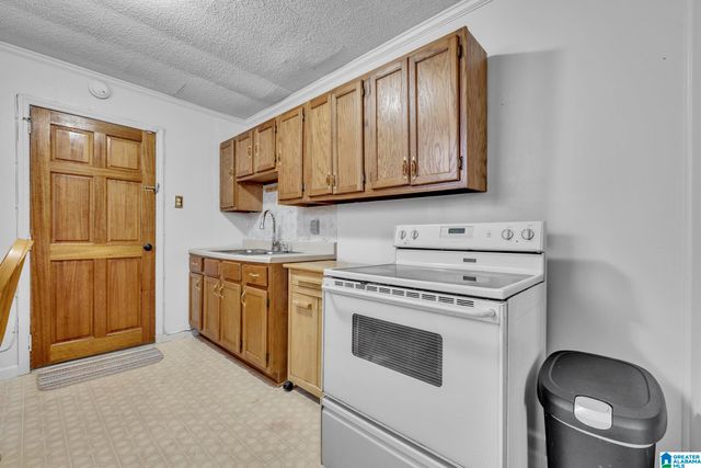 1357 WOODWARD ROAD, Midfield, AL 35228
