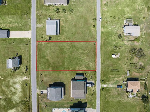 3922 5th Street, Galveston, TX 77554