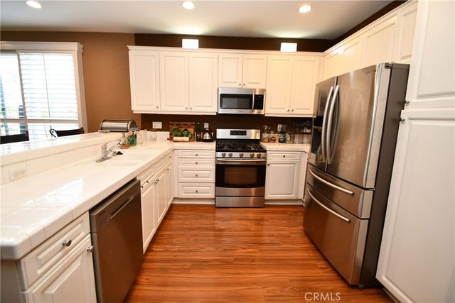 2710 Dumalski, Lakewood, CA 90712
