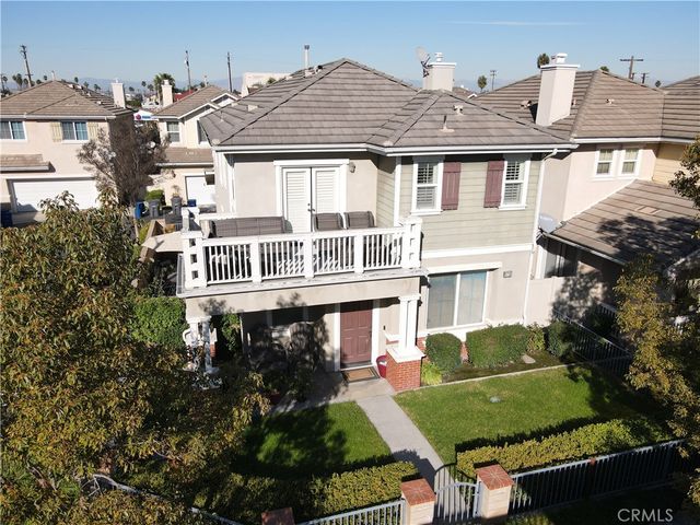 2710 Dumalski, Lakewood, CA 90712