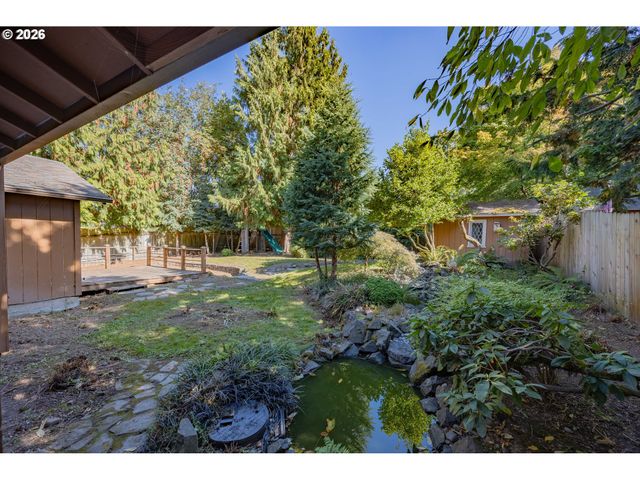 210 Nw 111TH Loop, Vancouver, WA 98685