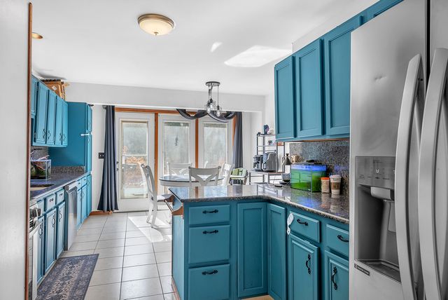 5351 E Honor Avenue, Demotte, IN 46310