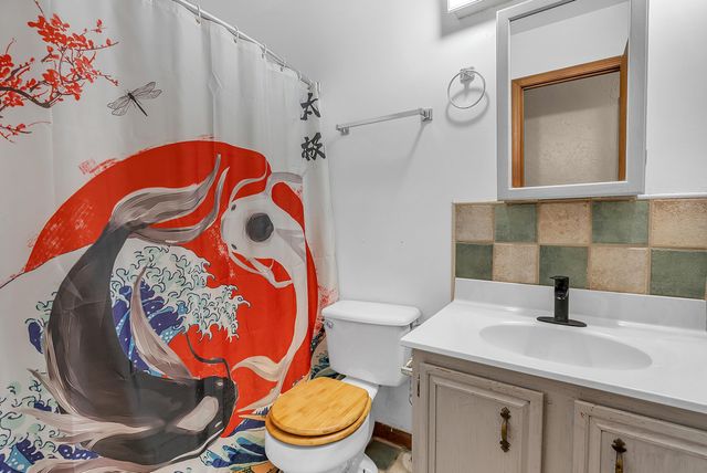 5351 E Honor Avenue, Demotte, IN 46310