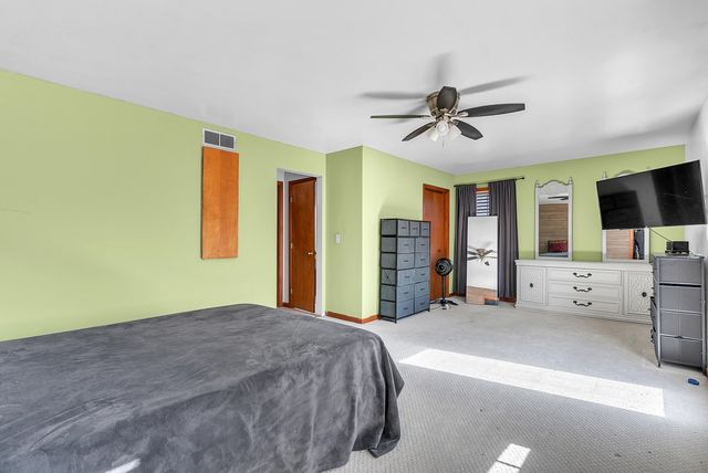 5351 E Honor Avenue, Demotte, IN 46310