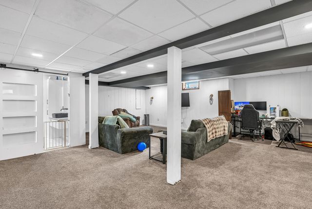 5351 E Honor Avenue, Demotte, IN 46310