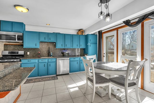 5351 E Honor Avenue, Demotte, IN 46310