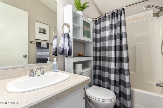 9822 E MAIN Street 3, Mesa, AZ 85207