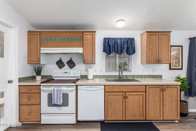 9822 E MAIN Street 3, Mesa, AZ 85207