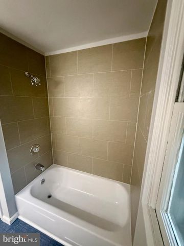 190 MOUNTAIN VIEW DR, York, PA 17404