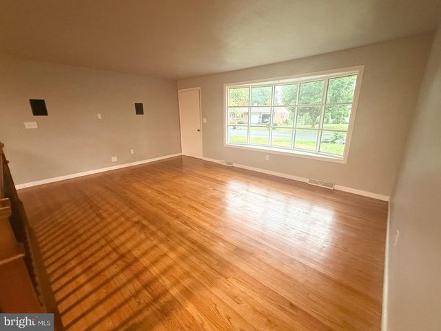 190 MOUNTAIN VIEW DR, York, PA 17404